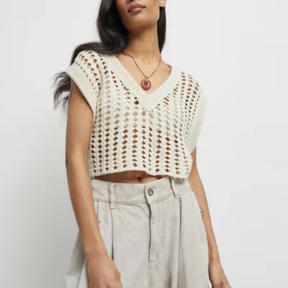 BDG Cream Knit Women's Sweater